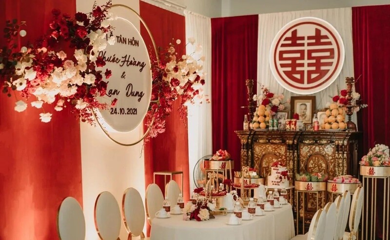Trang trí bàn thờ gia tiên vào ngày cưới