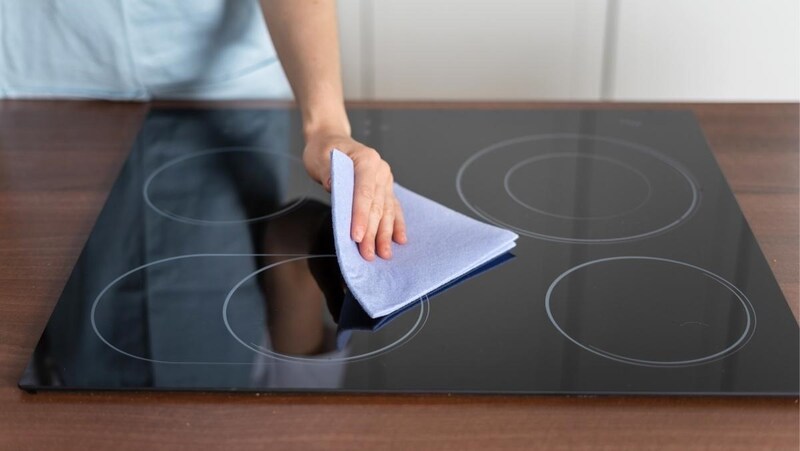 Cách vệ sinh bếp từ đúng chuẩn, hiệu quả, an toàn tại nhà