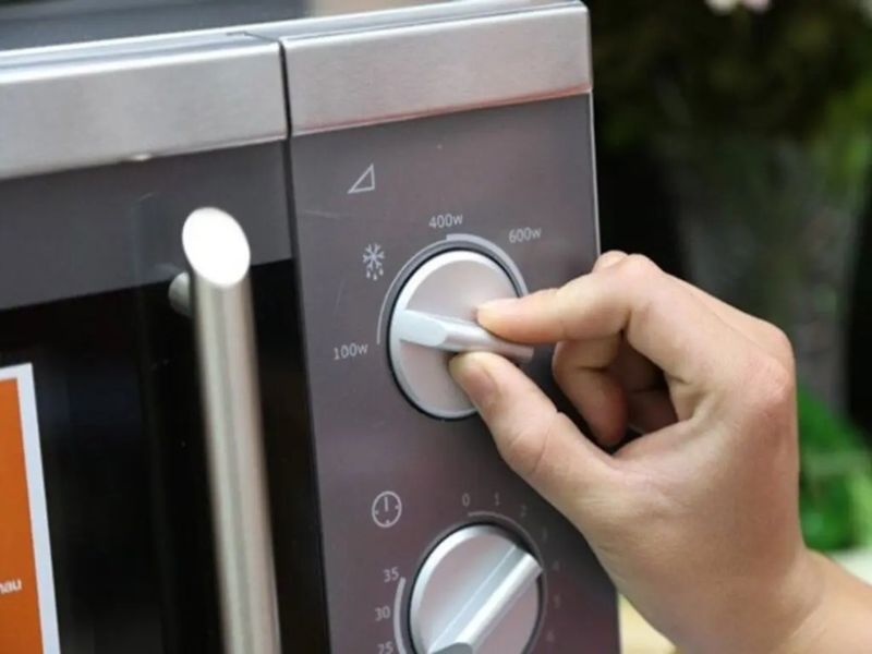 Các chế độ cơ bản trên lò vi sóng và ký hiệu cần biết