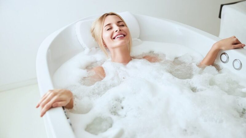 Vì sao nhiều người lại thích tạo bọt bồn tắm khi sử dụng